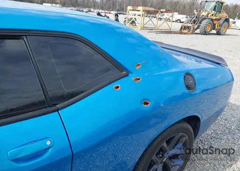 2019 Dodge Challenger Sxt z USA, uszkodzony, nr VIN 2C3CDZAG5KH735528